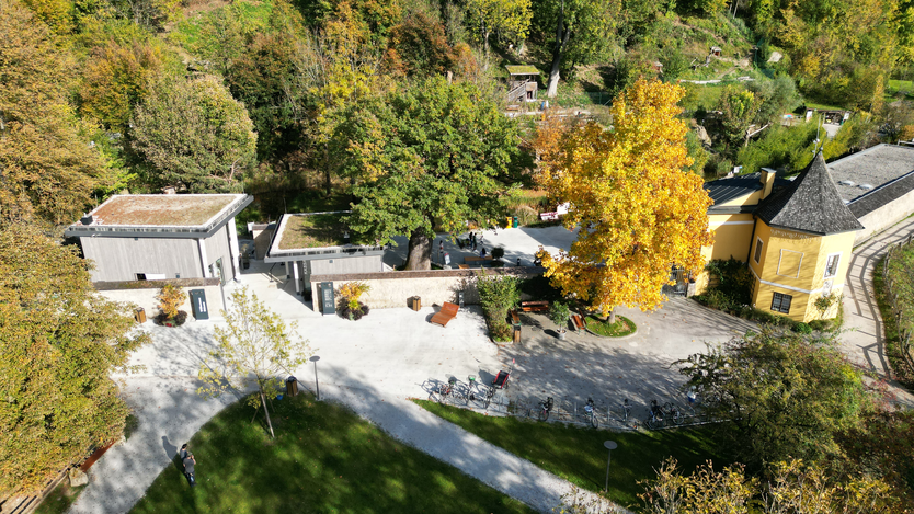 Haupteingang des Zoo Salzburg von oben | © Zoo Salzburg